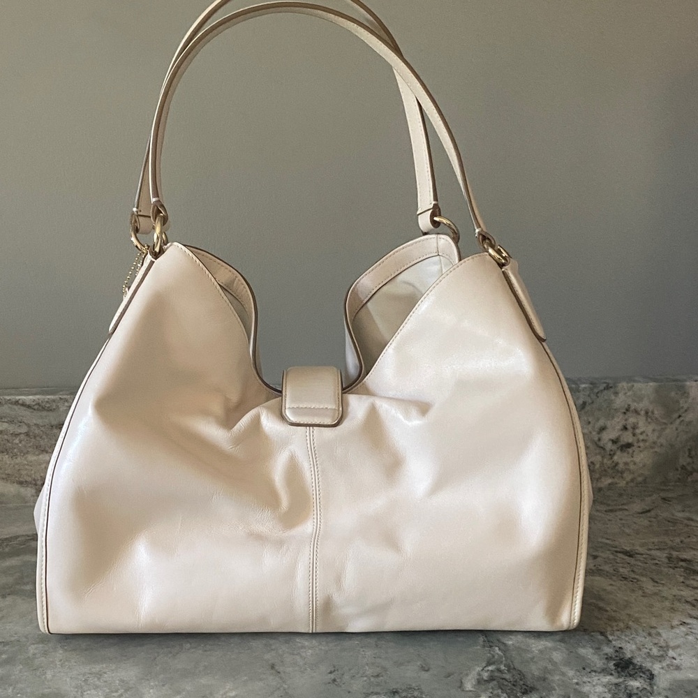 Brand NWT Coach Leather Bag - Picture 3 of 7